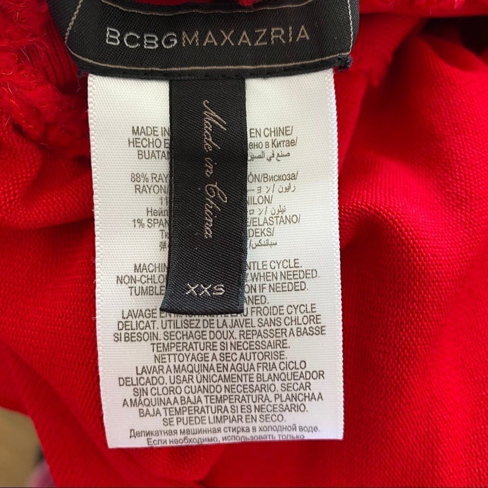 Dress - Picture 8 of 9
